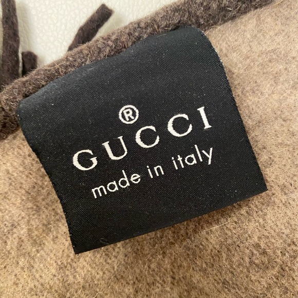 GUCCI GG Logo Printed Wool Fringed Blanket - Picture 5 of 6